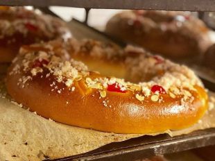 El Roscón de Reyes se convierte en el postre estrella de la Navidad en Madrid