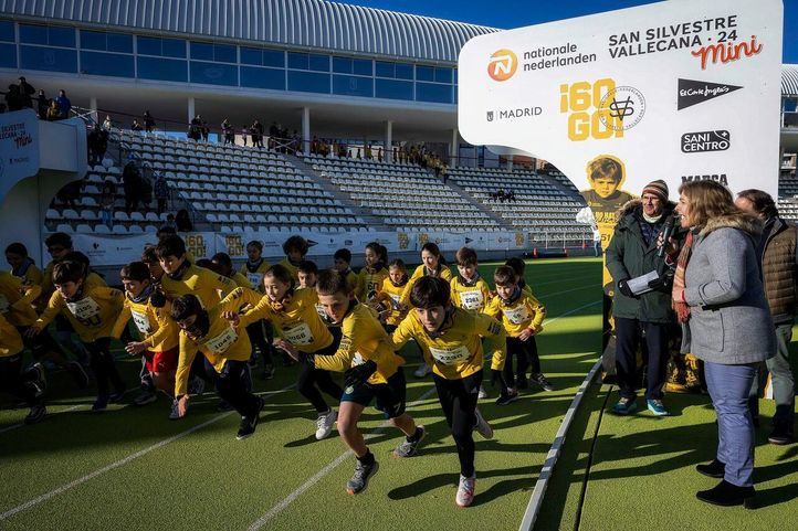 Cerca de 3.000 niños participan en la décima edición de la San Silvestre Mini