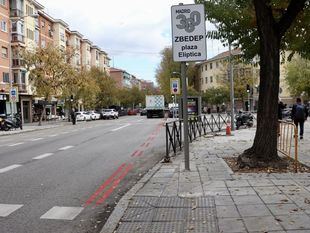 Los coches sin etiqueta empadronados en Plaza Elíptica y Centro se quedan sin moratoria