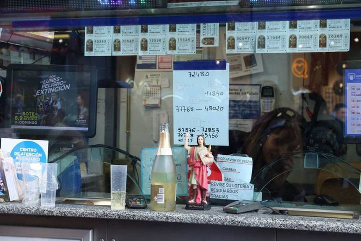 Quiosco de lotería en Gran Vía