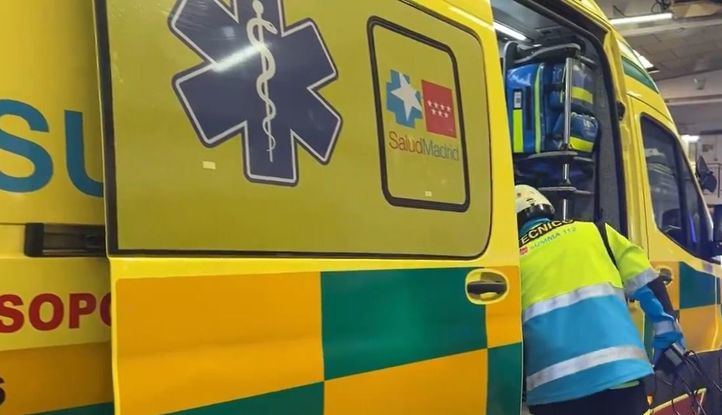 Sanitario del SUMMA 112 (Imagen de archivo)