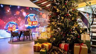 ‘El Árbol de los Sueños’: CaixaBank entrega más de 4.300 regalos a niños de la región en situación de vulnerabilidad