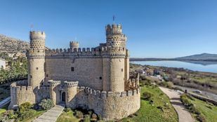 El castillo de Manzanares cierra sus puertas tras volver a manos de sus dueños