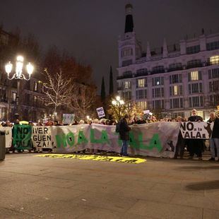 Protesta en Santa Ana contra la tala de árboles