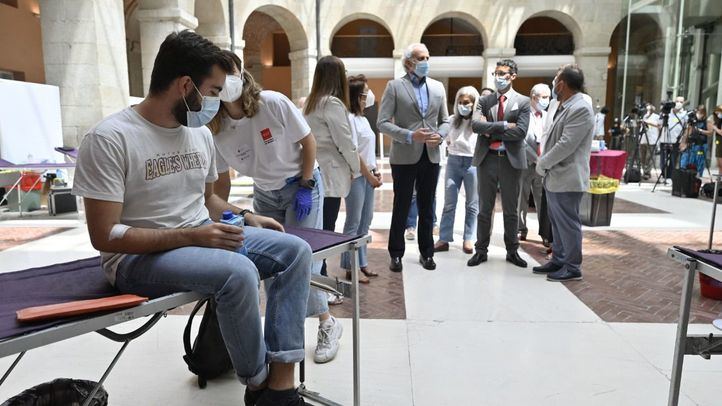 Maratón de donación de sangre en la Real Casa de Correos