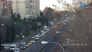 Primeras retenciones en la A-5 tras el inicio de las obras de soterramiento