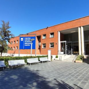 Reducción de horarios y cierres parciales en varios polideportivos