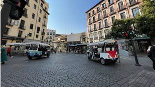 El Ayuntamiento de Madrid estudia regular los tuk tuk ante su proliferación en el centro de la ciudad