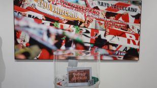 Cien años de pasión futbolera: la exposición del Rayo Vallecano llega a Casa de Vacas