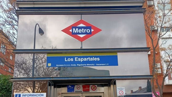 Parada de Metro de Los Espartales, en Getafe, de la Línea 12