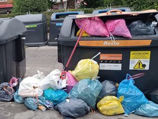 Nuevos puntos de recogida de basura para mejorar la limpieza en el barrio de Zofío