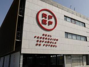 El Real Madrid presenta una queja ante la RFEF por la actuación arbitral en su partido frente al Español