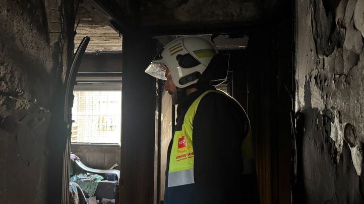 Estado en el que ha quedado un bajo tras un incendio en Leganés