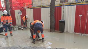 Cierre de comercios, ruido y grietas en Arganzuela por las obras de la L11