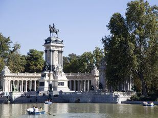 Amigos de los Jardines del Buen Retiro organizan un debate sobre el futuro Plan Director del parque