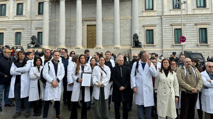 Médicos de toda España se movilizan contra el borrador del Estatuto Marco