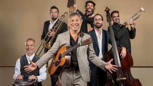 Daniel Cros presenta en gira su nueva banda, Las Almas Sedientas