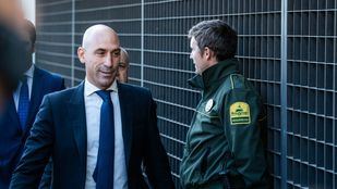 Rubiales, condenado a 18 meses de multa por el beso a Hermoso