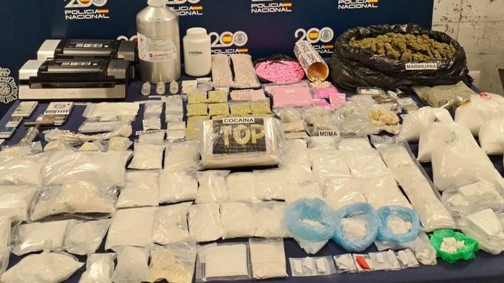 Foto de archivo de las drogas requisadas por la Policía Nacional en un narcopiso
