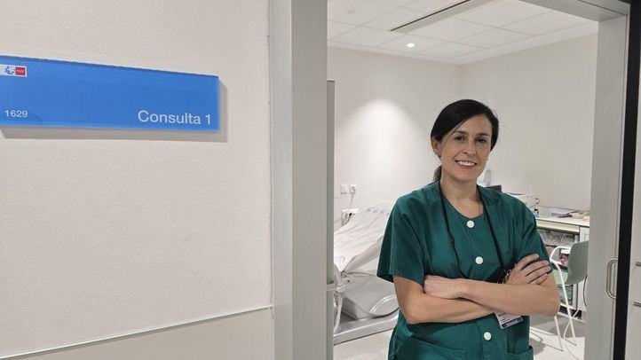 Carmen Gutiérrez dirige la única consulta ginecológica de la Comunidad de Madrid para pacientes víctimas de mutilación genital femenina.