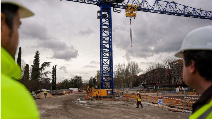 Obras de la futura estación de la L11 de Metro, Madrid Río