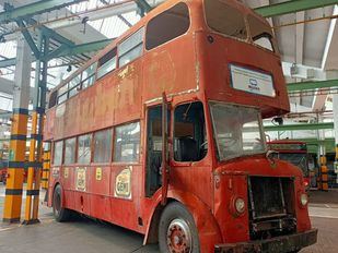 Un autobús histórico que circuló por Madrid, rescatado en Wallapop