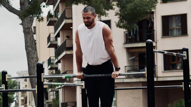 Anke practicando en un parque
