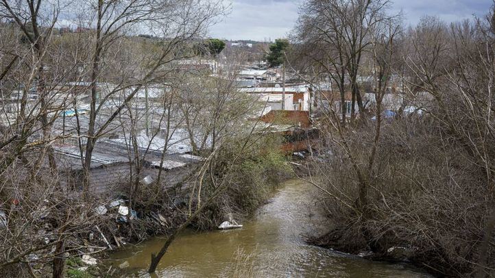 Crecida del río Guadarrama a su paso por Las Sabinas
