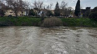 Emergencias recomienda mantener precauciones en los cauces de ríos ante el deshielo inminente