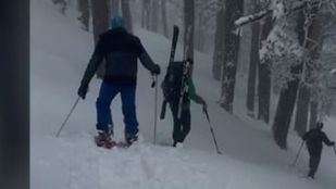 Rescate en el Puerto de Navacerrada: Guardia Civil auxilia a dos esquiadores en apuros