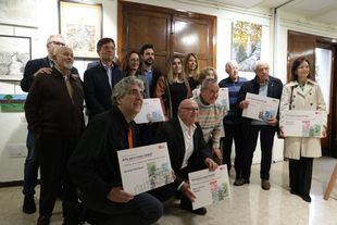 Entrega los premios y clausura la primera edición del concurso de pintura 'Arte para crear ciudad'