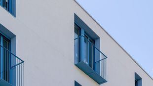 Los madrileños dedicaron de media 12,2 años de salario a comprar una vivienda en 2024