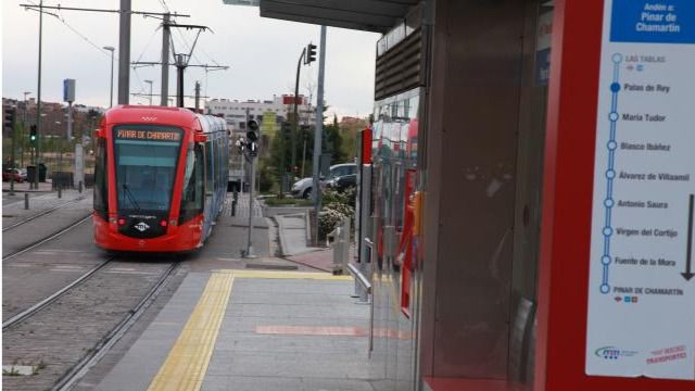 Parada de Metro Ligero Línea 1