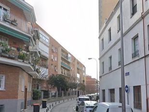 Tres menores detenidos por apuñalar a un joven durante un robo