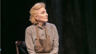 El homenaje a Marisa Paredes en su casa natal se complica