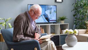 Cómo ayuda un servicio de teleasistencia al bienestar de nuestros mayores