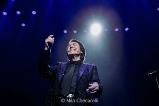 Raphael anuncia su regreso a los escenarios