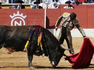 San Agustín, Dolores Aguirre y Damián Castaño: la autenticidad y verdad del toreo