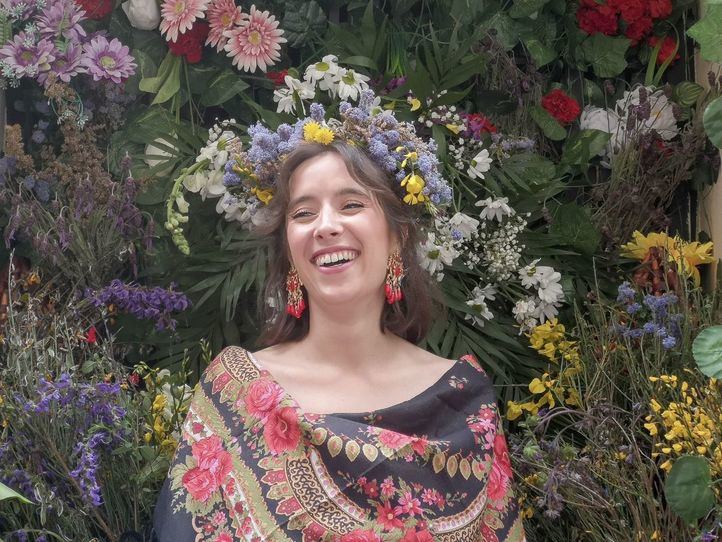 Las Mayas bajo el paraguas