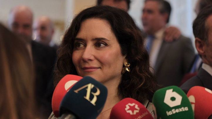 Isabel Díaz Ayuso en un canutazo antes del desayuno informativo del Fórum Europa protagonizado por el presidente de CEPYME, Gerardo Cuerva