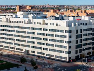 Entregadas las llaves de 120 viviendas públicas en alquiler en Villaverde