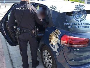 Una mujer acuchilla a su pareja tras una discusión en plena calle en Carabanchel