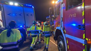 Una colisión en la M-507 deja a dos conductores atrapados y heridos