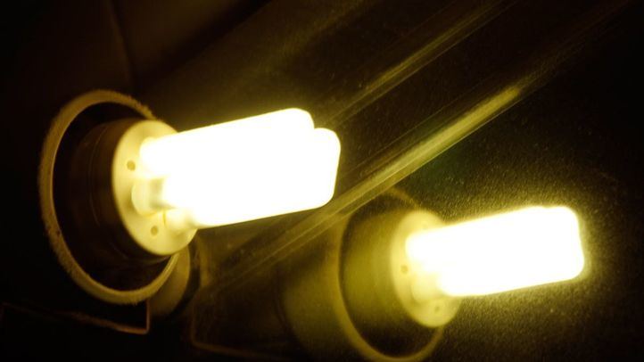 El precio de la luz cae este domingo hasta los seis euros