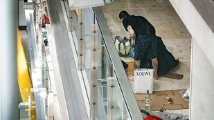 Maroto propone abrir las plazas de la campaña del frío municipal para acoger a las personas que viven en Barajas