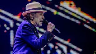 Joaquín Sabina arrasa en Madrid con la primera cita en la capital de su gira 'Hola y adiós'