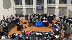 Los coletazos del Plan Reside y las nuevas crisis sociales agitan el Pleno