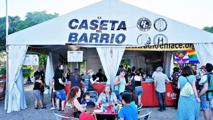Una caseta en las Fiestas de Hortaleza