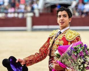 Marco Pérez, decidido y valiente pero vulgar ante un encierro muy cómodo