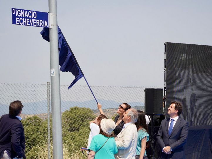Las Rozas homenajea a Ignacio Echeverría con una calle en su honor